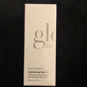 Glo Skin Beauty- solution: bright LIGHTENING SERUM